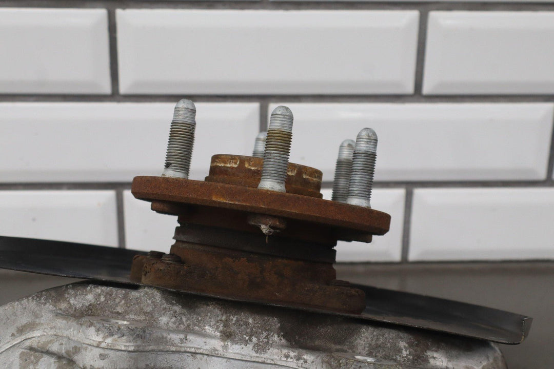 16 - 22 Chevy Colorado 4x4 Passenger Right Spindle Knuckle OEM 23298403