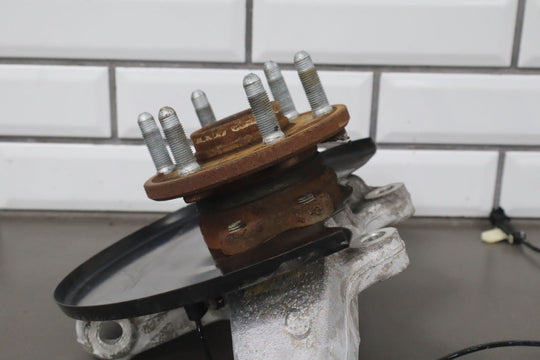 16 - 22 Chevy Colorado 4x4 Passenger Right Spindle Knuckle OEM 23298403