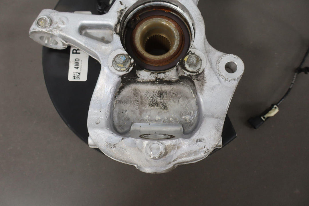 16 - 22 Chevy Colorado 4x4 Passenger Right Spindle Knuckle OEM 23298403