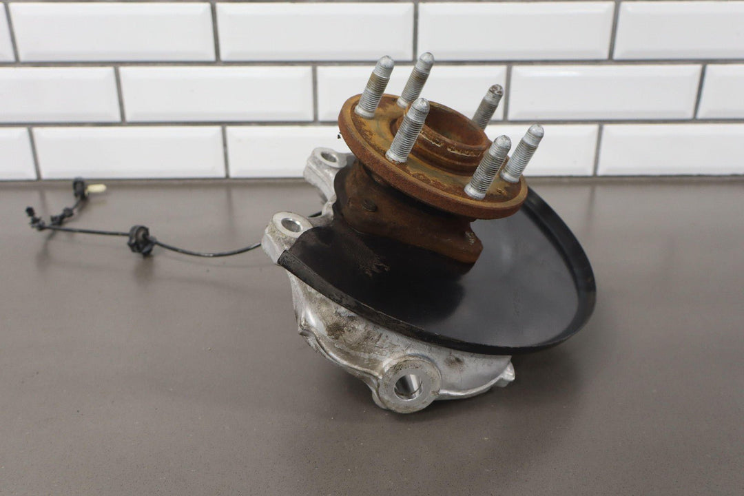 16 - 22 Chevy Colorado 4x4 Passenger Right Spindle Knuckle OEM 23298403