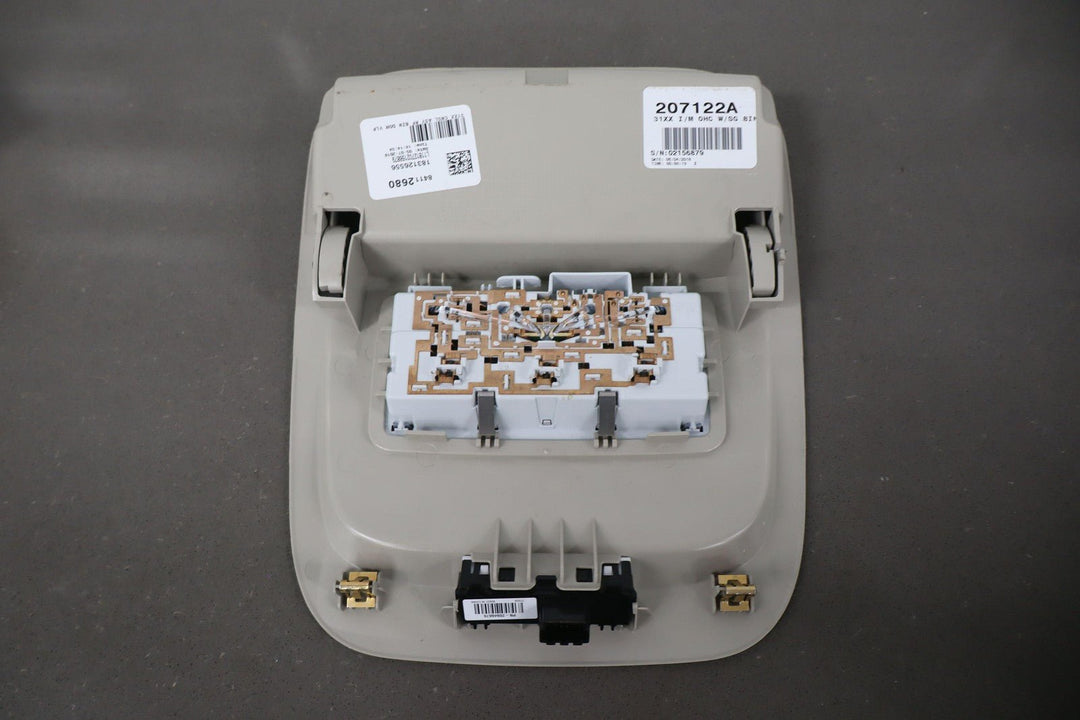 16 - 22 Chevy Colorado Overhead Roof Console Neutral OEM