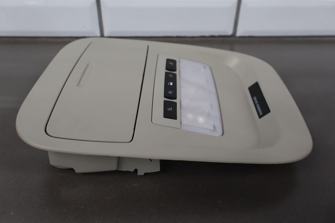 16 - 22 Chevy Colorado Overhead Roof Console Neutral OEM