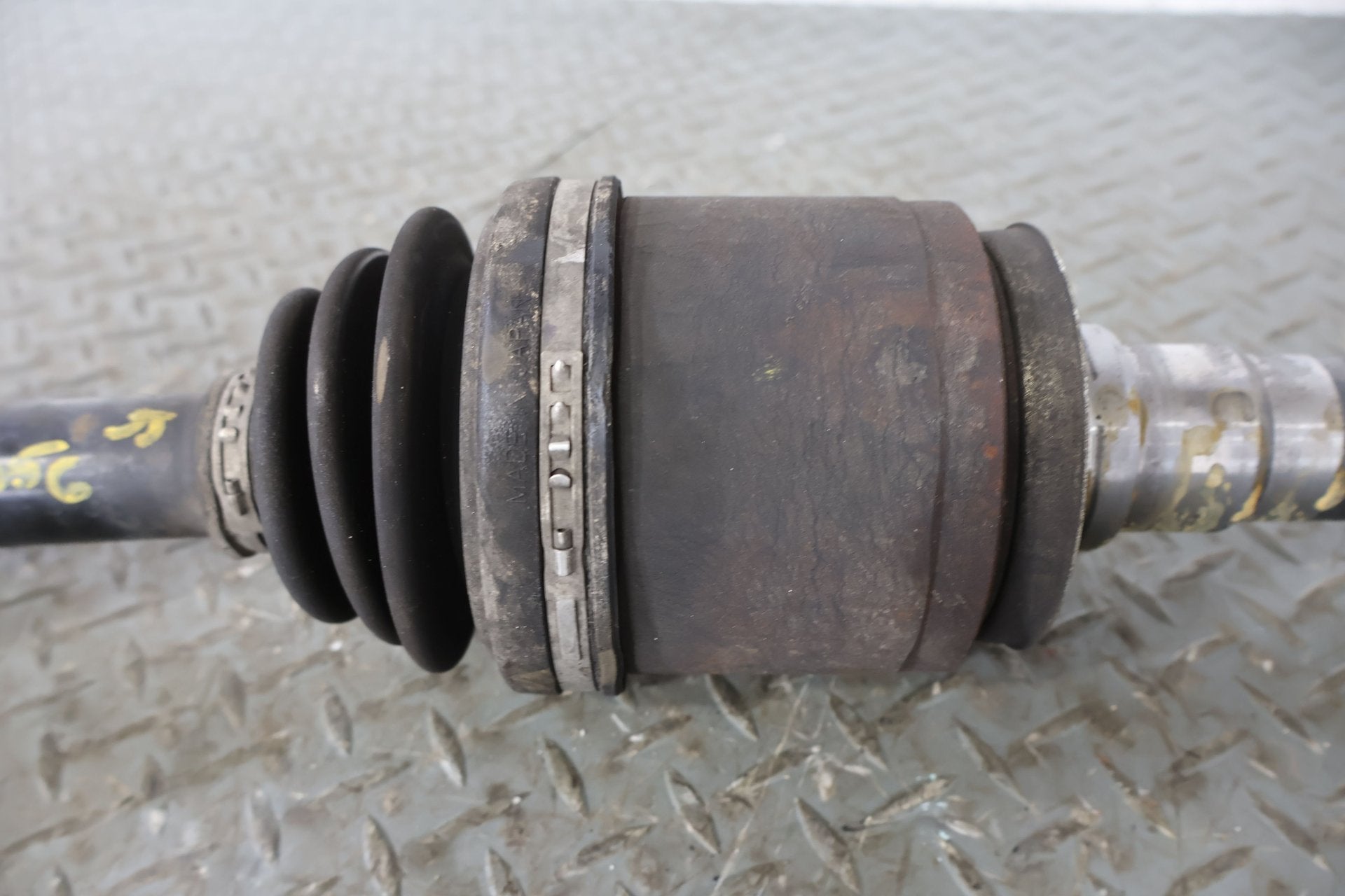 16-22 Nissan Titan XD Front Left LH Outer CV Axle Shaft (138K) Automatic