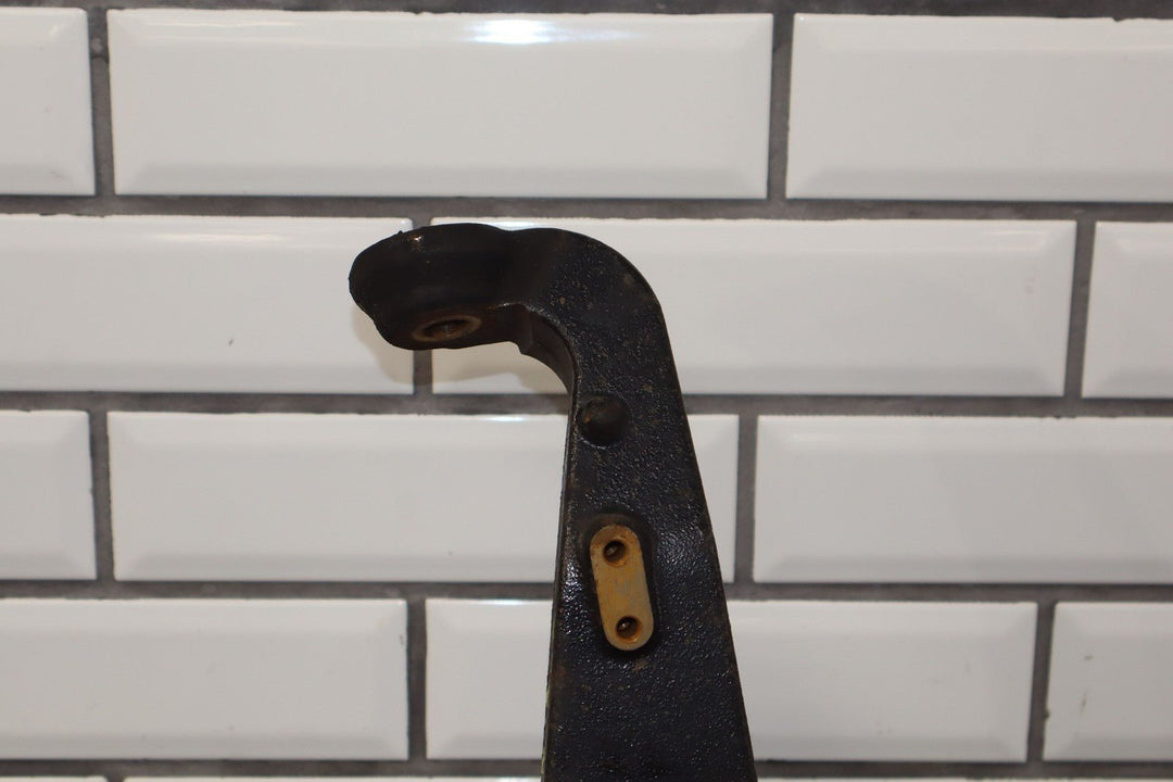 16 - 23 Nissan Titan XD Left Driver Front Spindle Hub Sensor