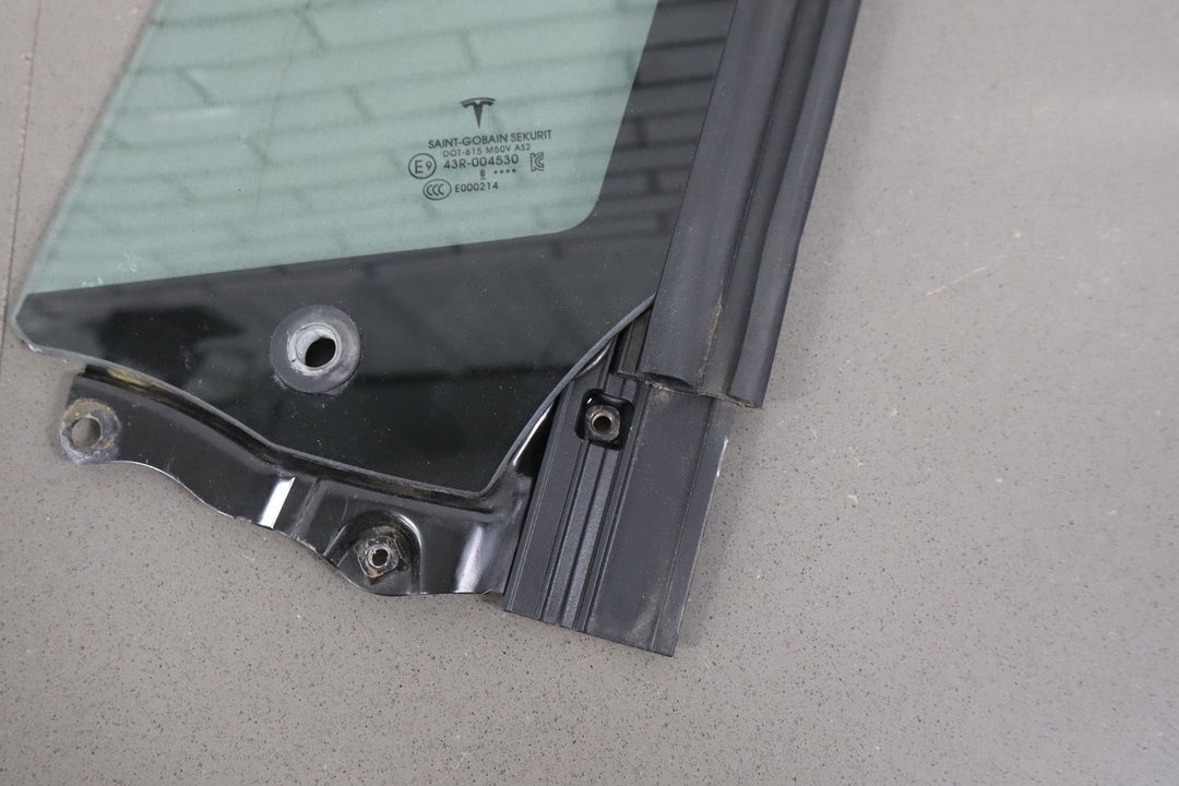 16 - 23 OEM Tesla Model X Front Left Driver Side Quarter Door Window Glass