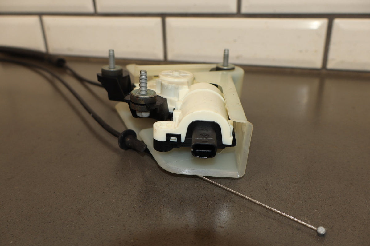 16-24 OEM Tesla Model X Rear Right Falcon Door Lock Latch Actuator