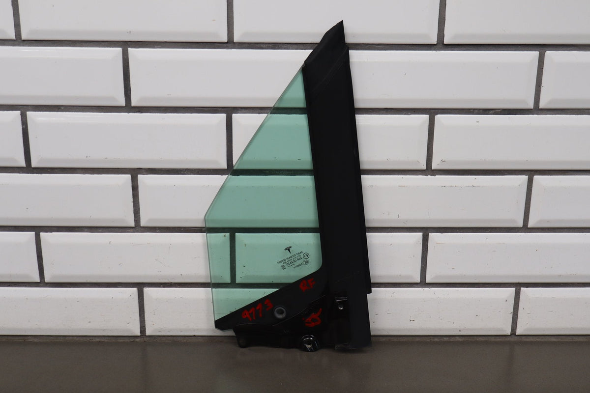 16-25 Tesla Model X Front Right Quarter Vent Door Window Glass RH 1055204-00-D