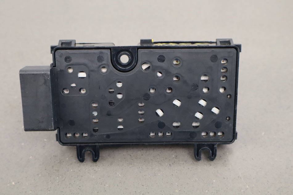 2005 GMC Yukon- Seat Switch