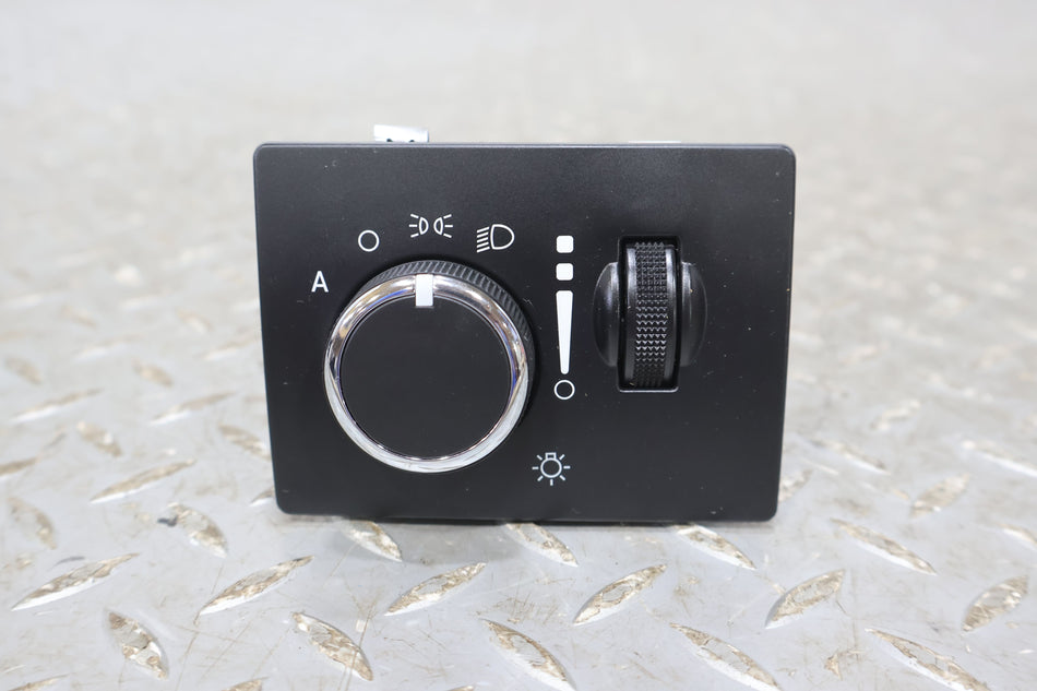 2018 Jeep Grand Cherokee- Headlight Switch