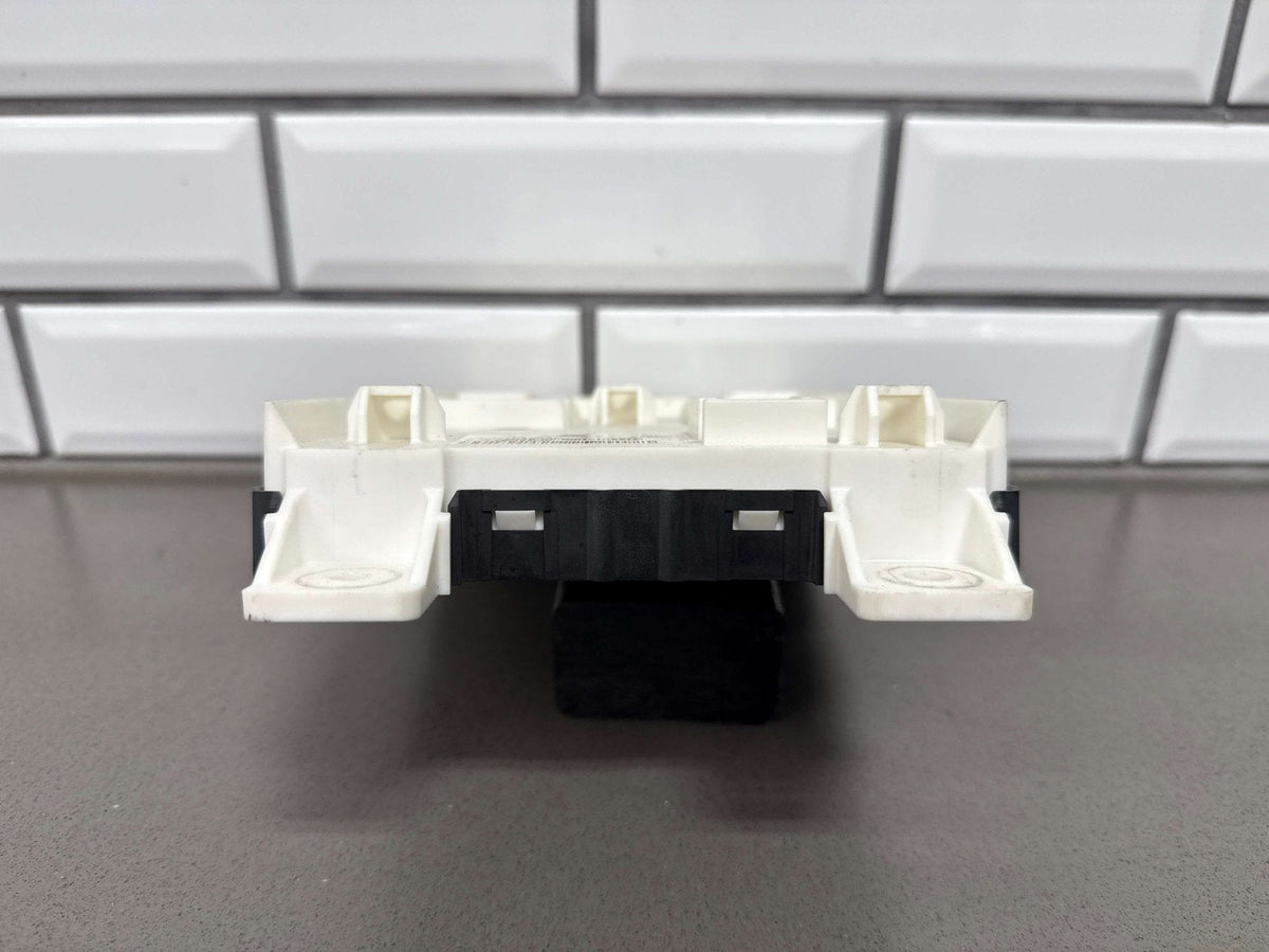 17-18 Ram 4th Gen 1500 OEM Body Control Module BCM 68357472AC