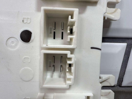 17 - 18 Ram 4th Gen OEM Body Control Module BCM 68357472AC