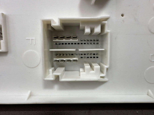 17 - 18 Ram 4th Gen OEM Body Control Module BCM 68357472AC