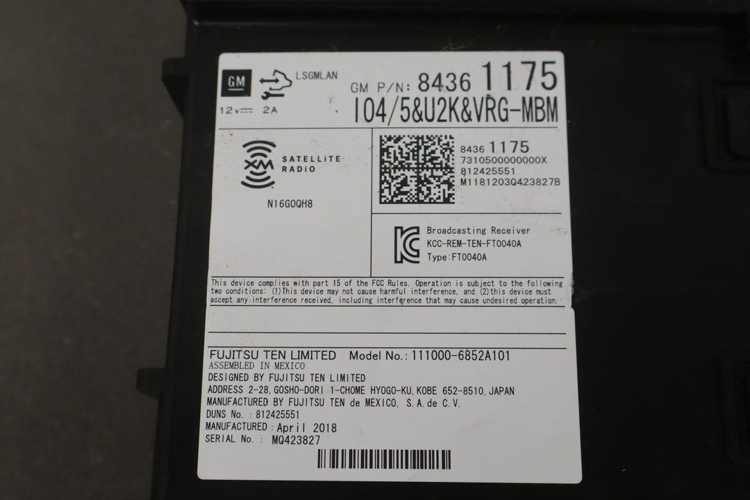 17 - 19 Chevy Camaro OEM Radio Receiver Standard UQ3 Audio 84361175
