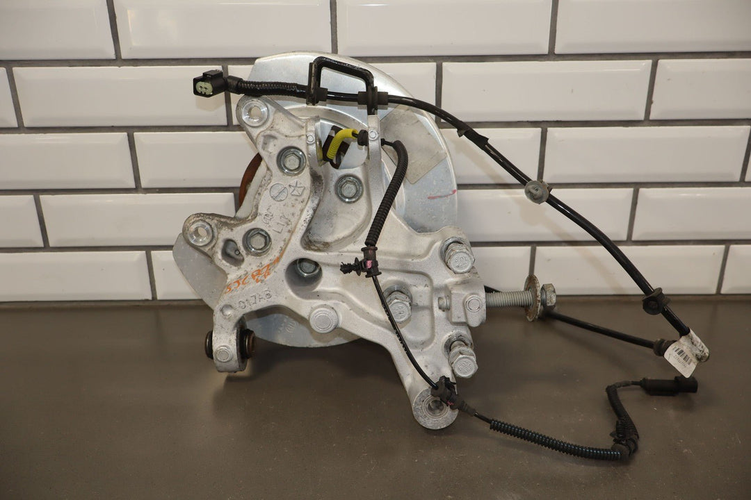 17 - 19 Chrysler Pacifica Hybrid Left Rear Suspension Knuckle Assembly OEM