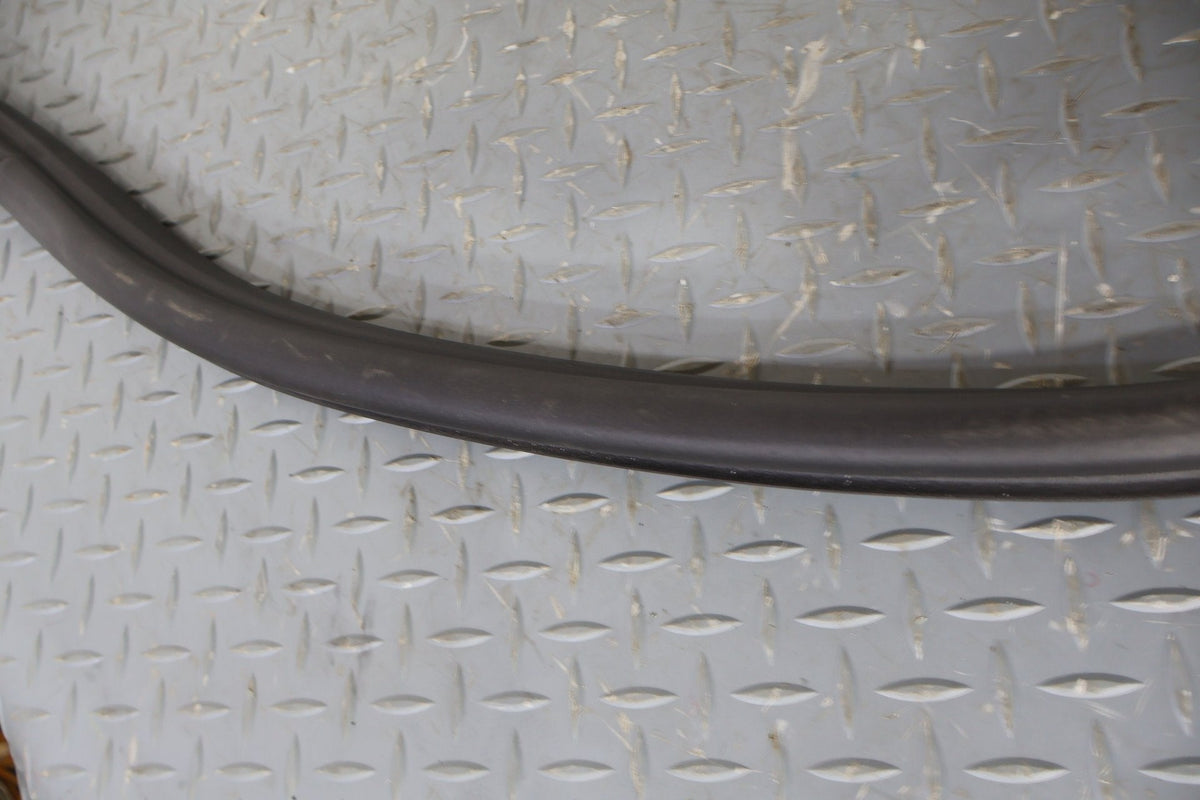 17-19 Porsche Cayman 718 Coupe Right RH Inner Door Weather Stripping Gasket Seal
