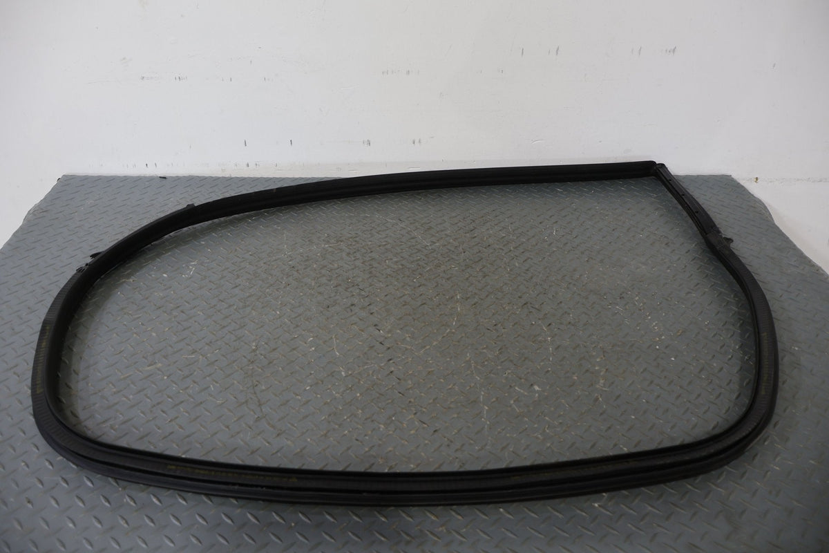 17-19 Porsche Cayman 718 Coupe Right RH Inner Door Weather Stripping Gasket Seal