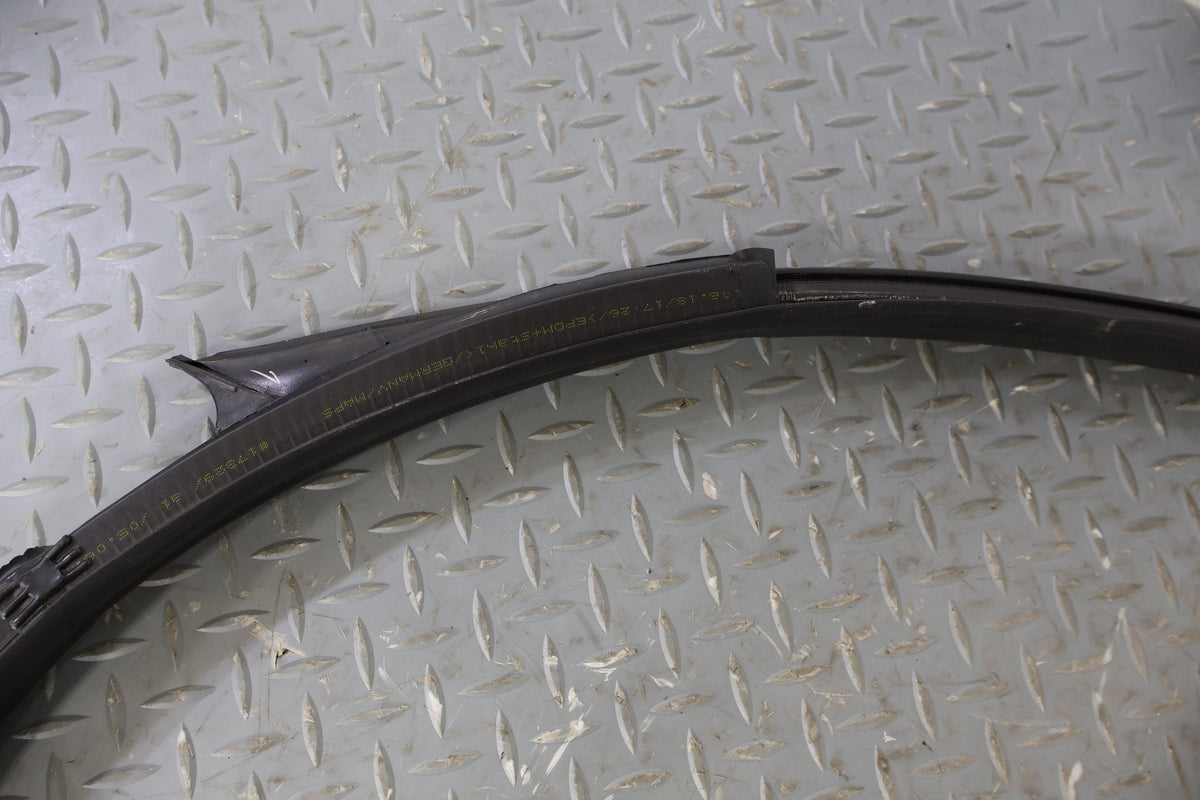 17-19 Porsche Cayman 718 Coupe Right RH Inner Door Weather Stripping Gasket Seal