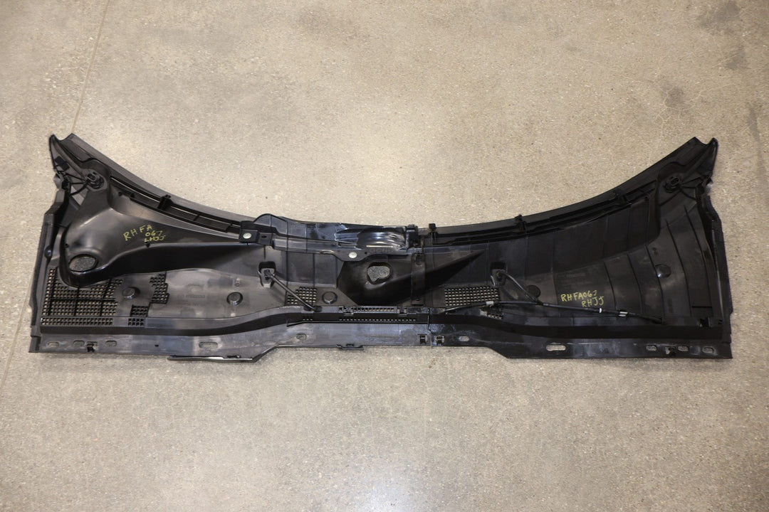 17 - 20 Fiat 124 Spider 2 Piece OEM Cowl Vent Panel (Textured Black) No Seal