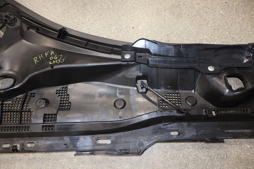 17 - 20 Fiat 124 Spider 2 Piece OEM Cowl Vent Panel (Textured Black) No Seal