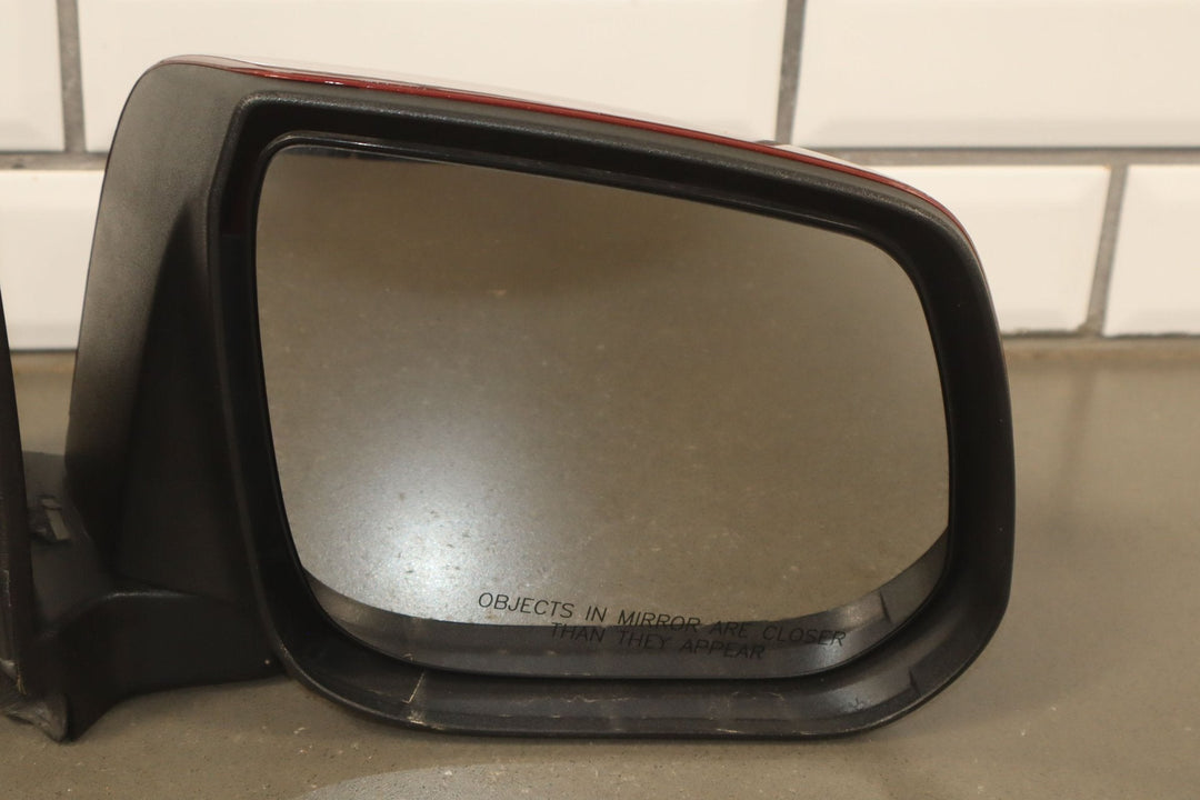 17 - 22 Chevy Colorado Passenger Right RH Heated Door Mirror (Cajun Red GPJ)