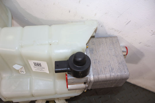 17 - 22 Tesla Model 3 Radiator Coolant Super Cooler Reservoir Tank (1097015 - 00 - K)