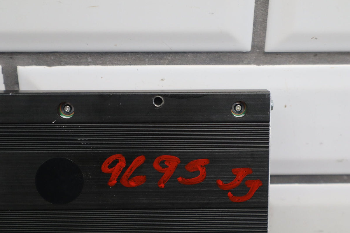 17-23 Dodge Charger Challenger 276W Radio Amplifier Amp 68425657AA OEM