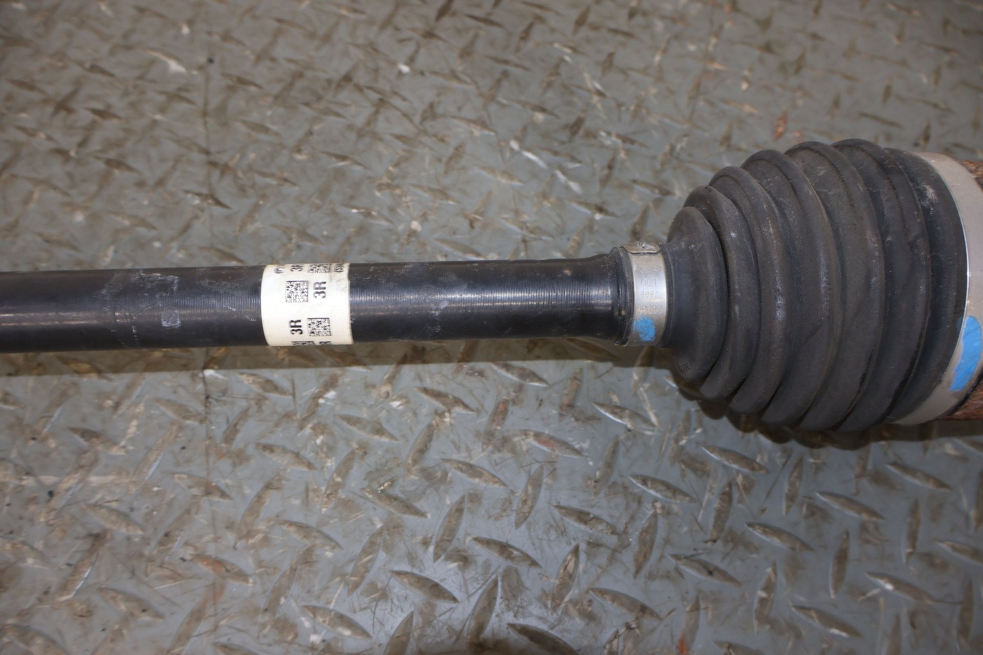 17-23 Tesla Model 3 OEM Rear Left OR Right Axle Shat (1044164-00-A)