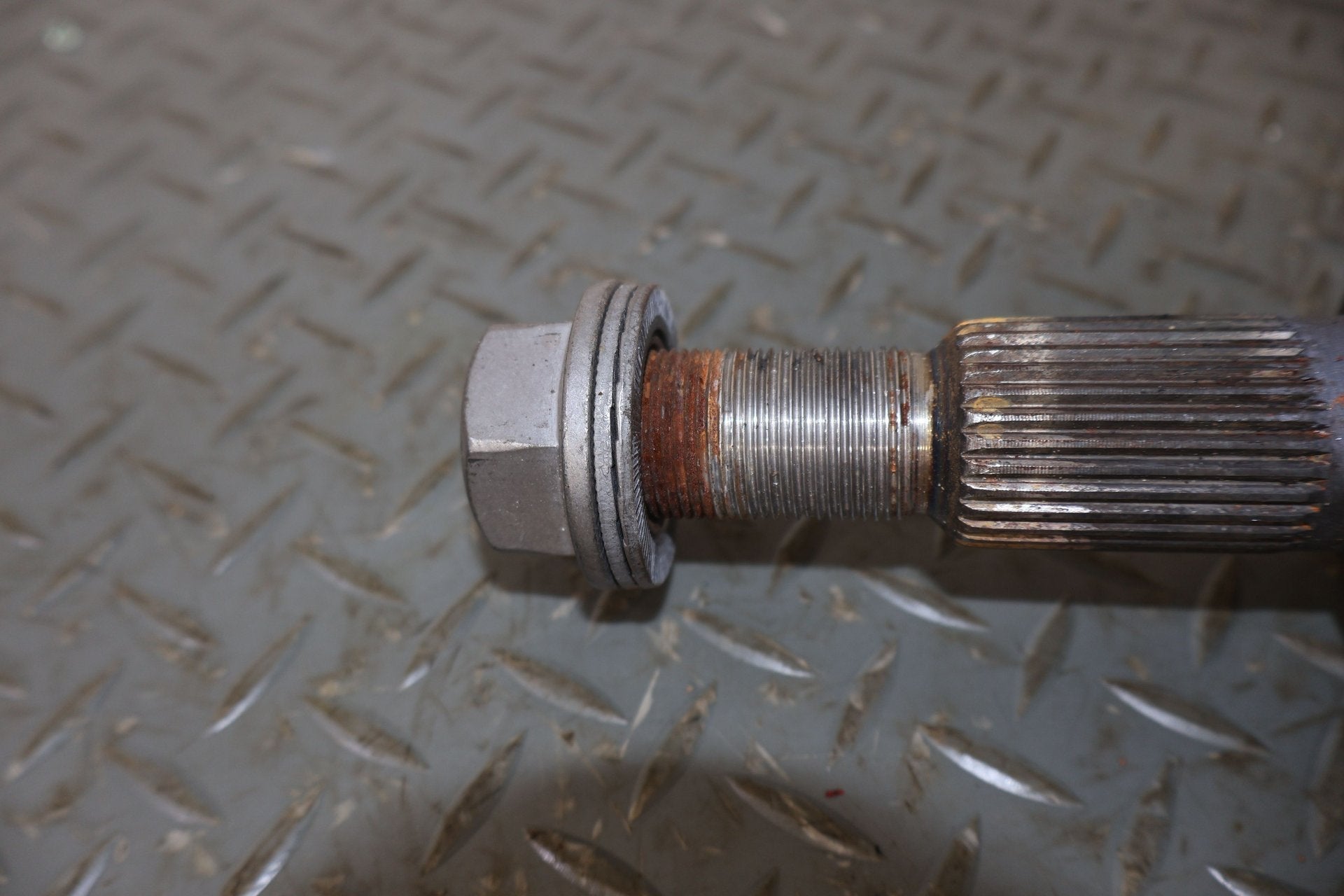 17-23 Tesla Model 3 OEM Rear Left OR Right Axle Shat (1044164-00-A)