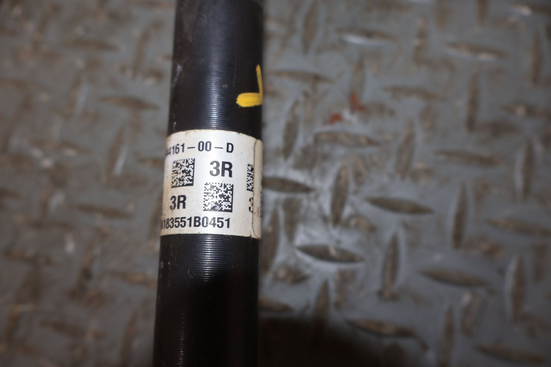 17-23 Tesla Model 3 OEM Rear Left OR Right Axle Shat (1044164-00-A)