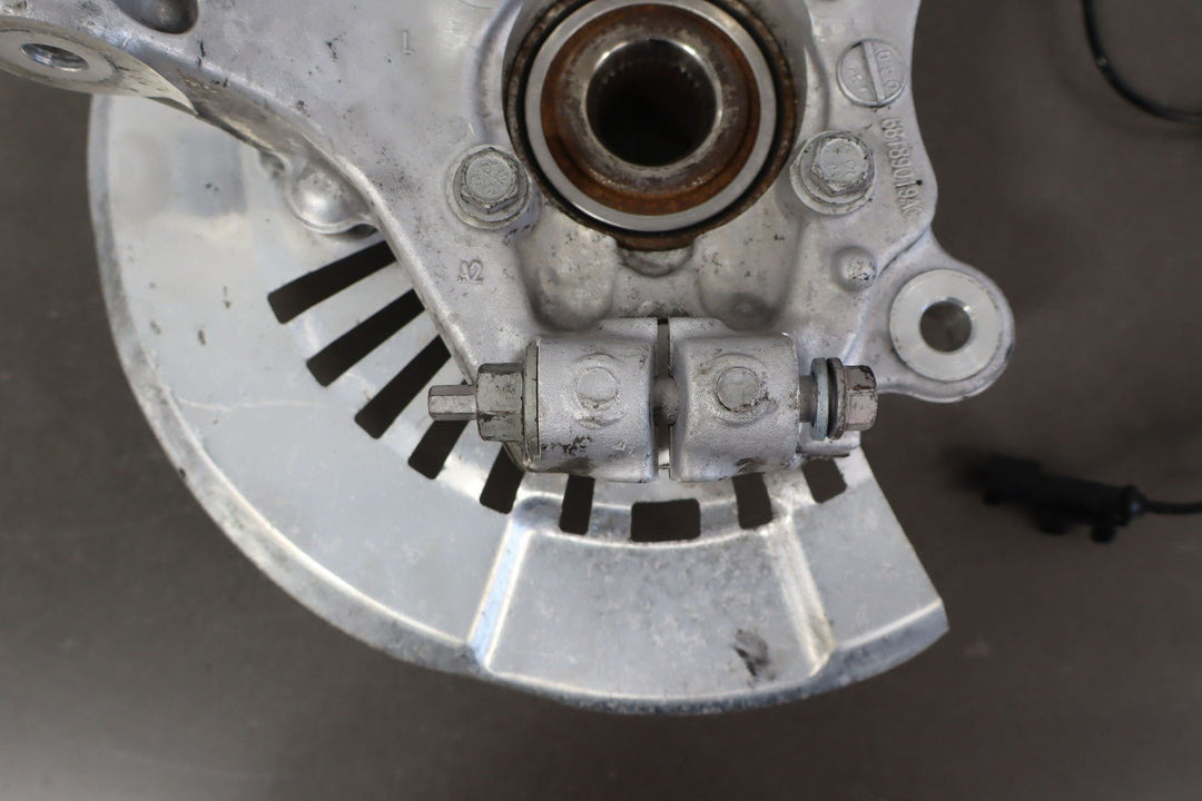 17 - 24 Chrysler Pacifica Driver Left LH Front Spindle Knuckle OEM 68189019AC