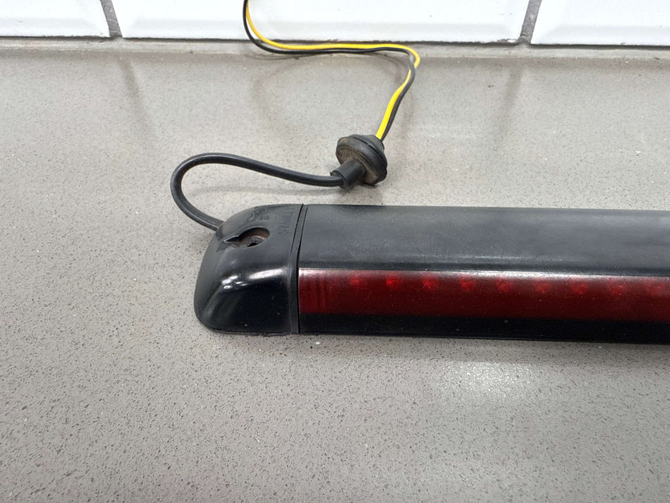 2003-2009 Hummer H2 3rd Brake Light 15145321