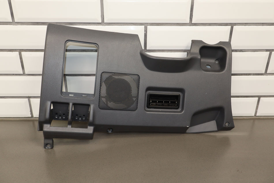 95-97 Toyota Land Cruiser 96-98 LX450 Loaded LH Left Driver Knee Pad Bolster OEM
