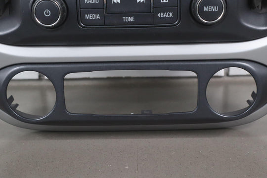 18 - 22 Chevy Colorado 8" Radio Screen Display Panel OEM Tested 84449233