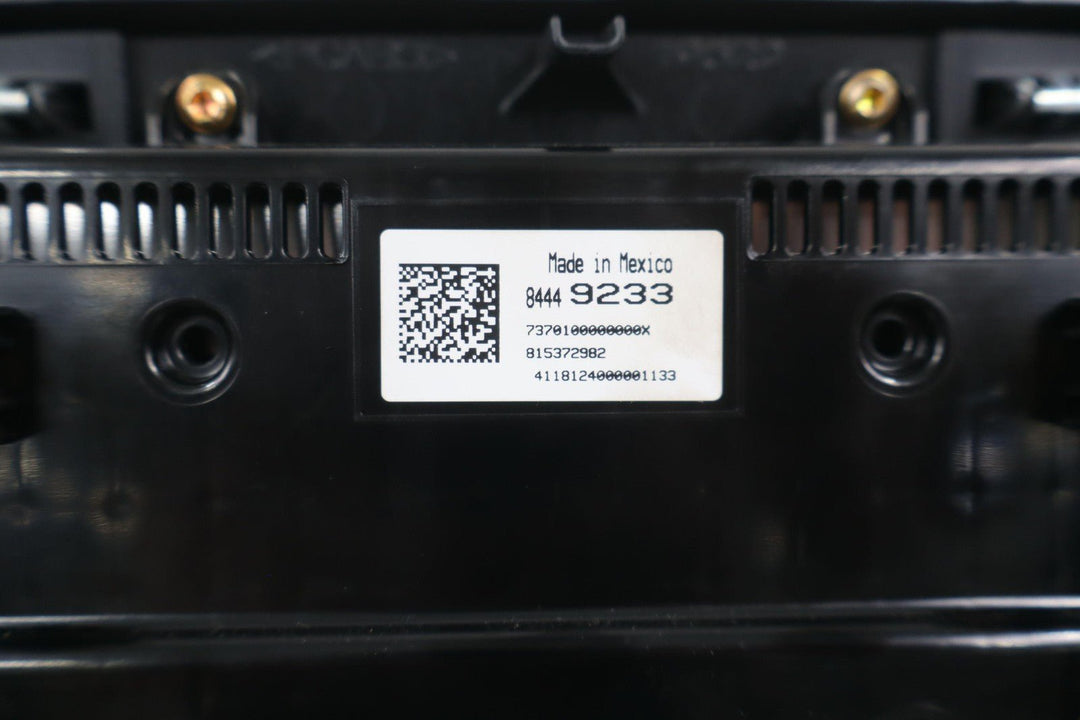 18 - 22 Chevy Colorado 8" Radio Screen Display Panel OEM Tested 84449233