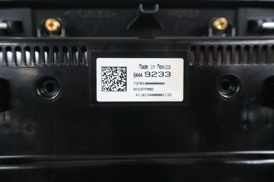 18 - 22 Chevy Colorado 8" Radio Screen Display Panel OEM Tested 84449233