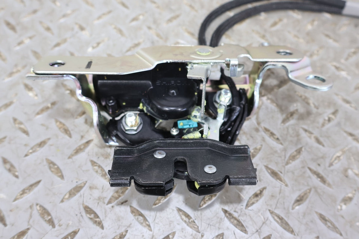 18-22 Lexus LC500 OEM Trunk / Deck Lid Latch (Tested)