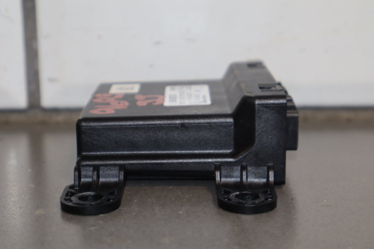 18-23 Dodge Charger Challenger Park Assist Module 068403887AC OEM Gateway