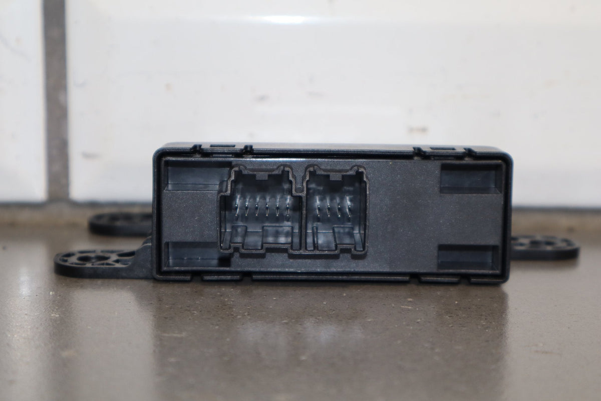 18-23 Dodge Charger Challenger Park Assist Module 068403887AC OEM Gateway