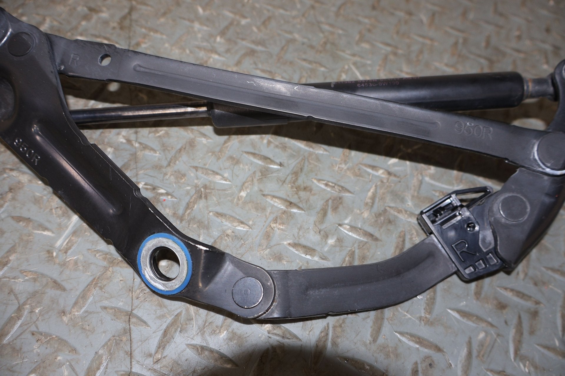 18-23 Lexus LC400 Pair Left & Right Rear Deck Lid Hinges Set (Tested)