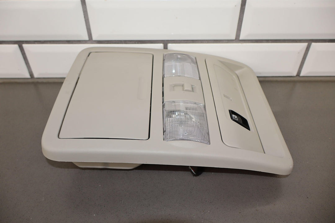 18 - 23 Nissan Titan XD (W/Power Sliding Rear Window) Overhead Roof Console