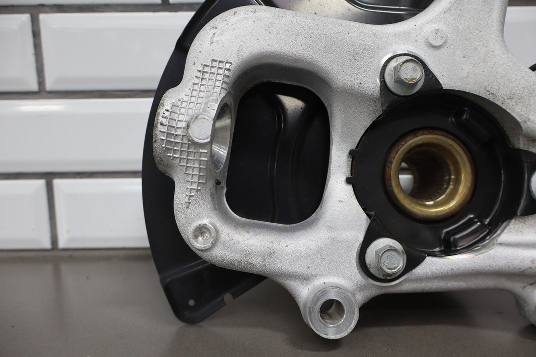 18 - 24 Dodge Durango SRT - 8 Passenger Right Front Spindle OEM SDX Suspension