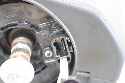 18 Steering Column Does not apply