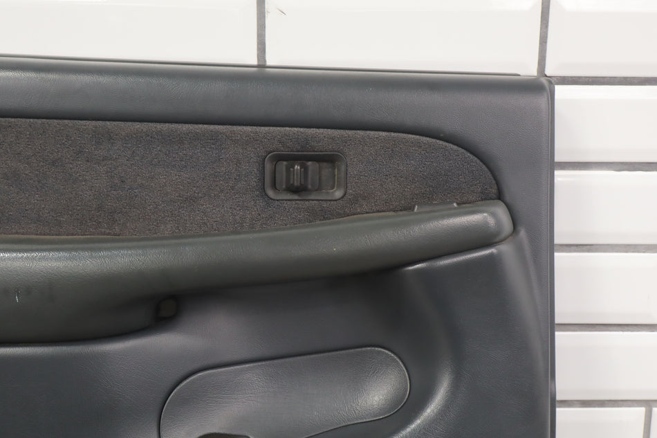2001 Chevrolet Silverado 3500- Rear Door Trim