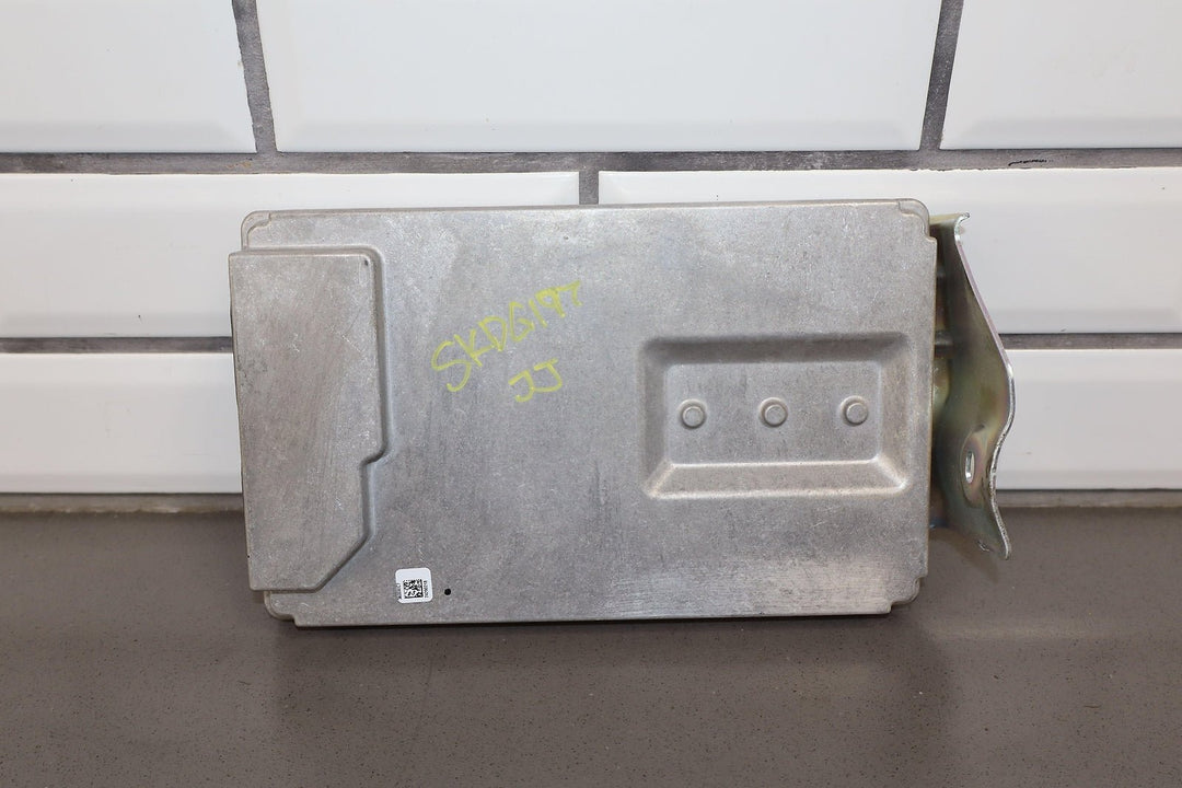 19 - 20 Ram 3500 Harman - Kardon Premium Audio (17 Speakers System) Amplifier Amp