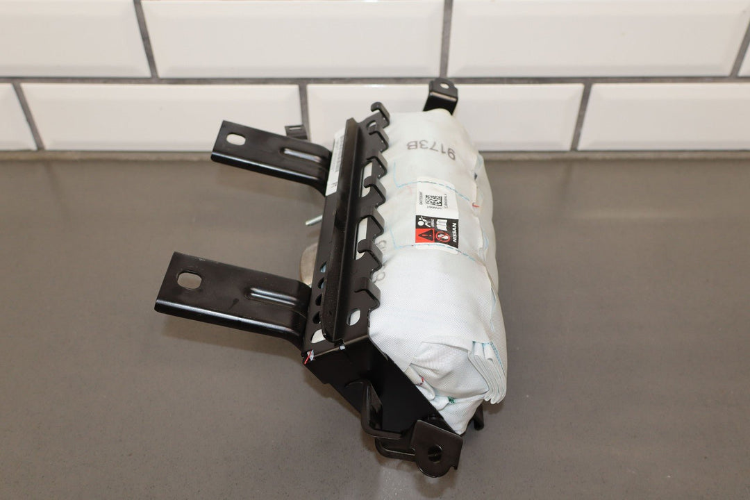 19 - 21 Nissan Titan Right Passenger Dash Mounted Air Bag