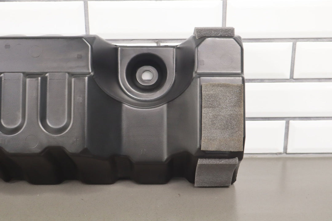 19 - 22 Ram 2500 / 3500 OEM Alpine Subwoofer Speaker W/ Enclosure (68381648AA)