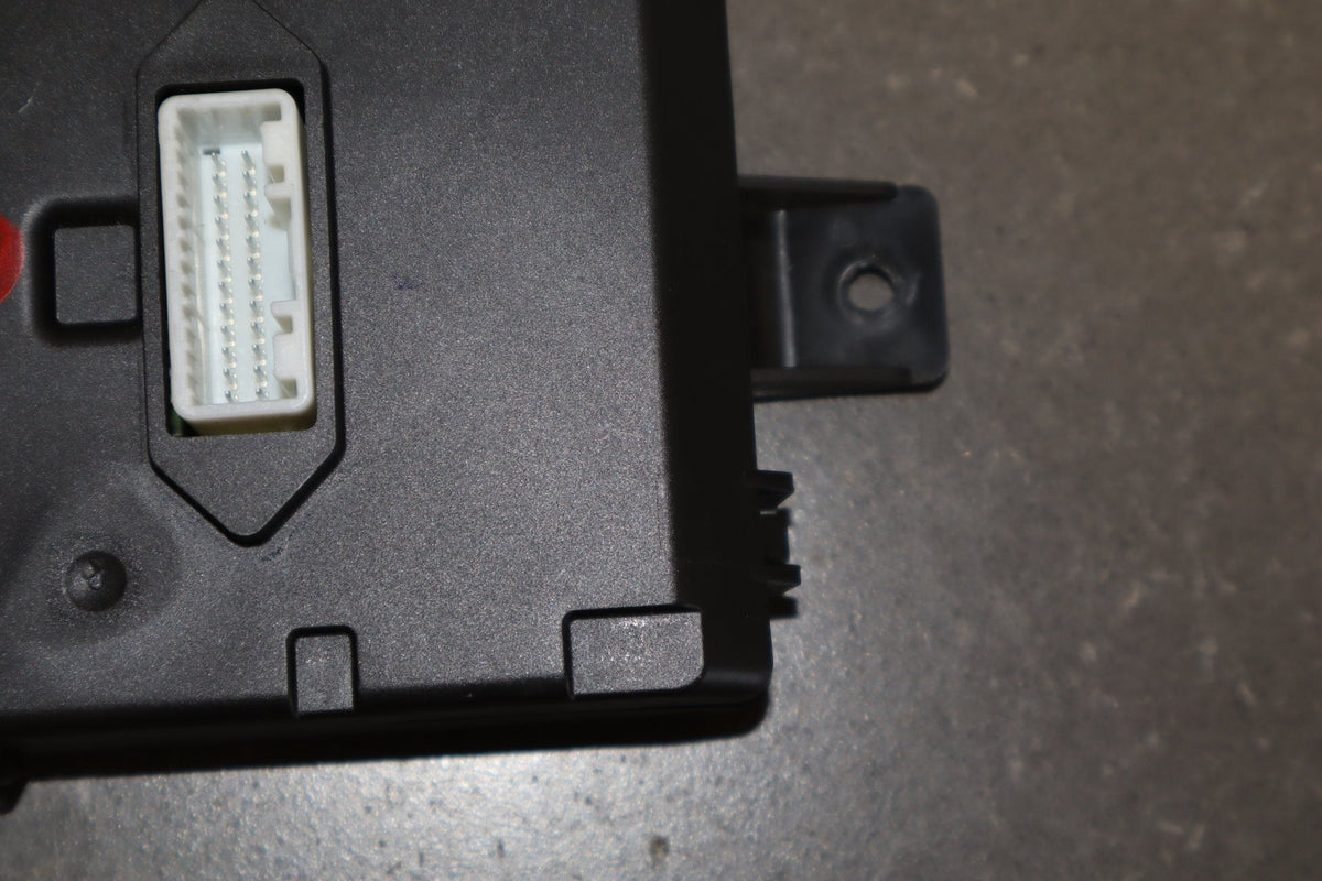 19-23 Dodge Charger Challenger Climate Control Module 68400512AC OEM ATC