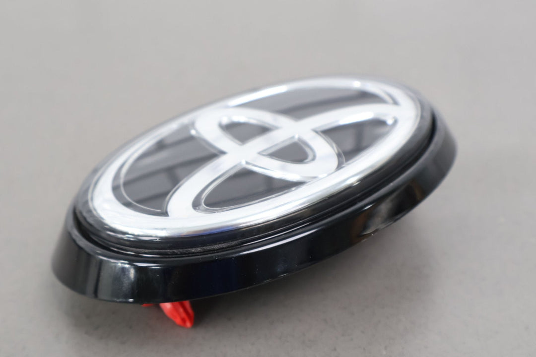 19 - 23 Toyota Corolloa OEM Rear Hatch Mounted Emblem (Black Base) 67930 - 12060