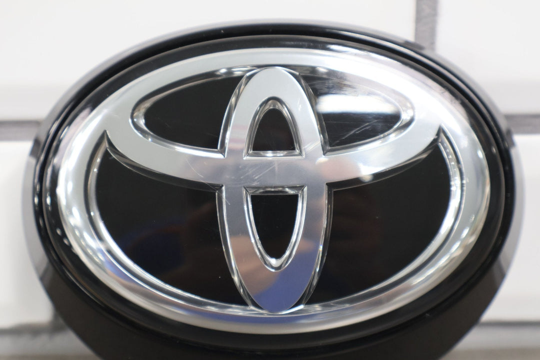 19 - 23 Toyota Corolloa OEM Rear Hatch Mounted Emblem (Black Base) 67930 - 12060