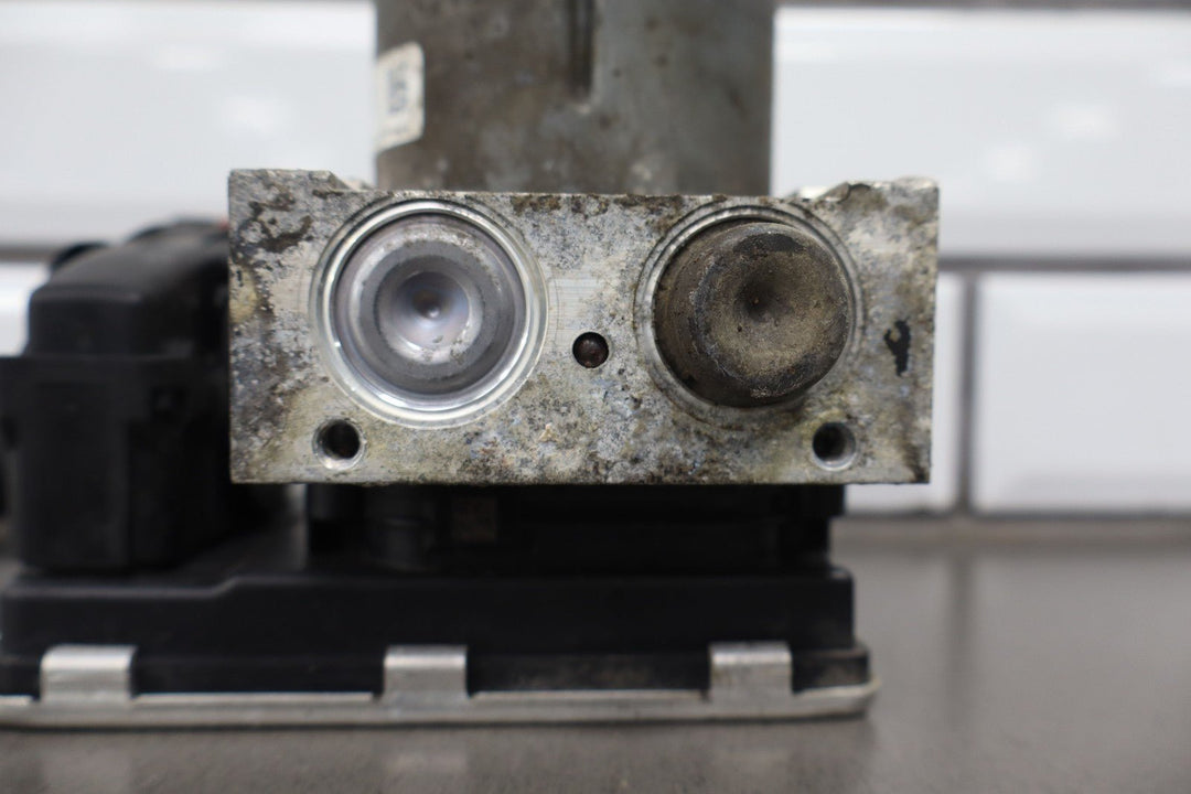 19 - 24 Ram 1500 (6 Lug) ABS Pump / Module Assembly OEM 68432417AC